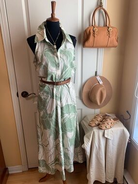 NWT London Times linen blend  Floral Maxi Dress
